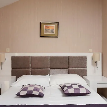 Zanè Hotel