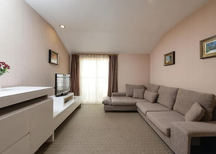 Hotel Family Zane 4*