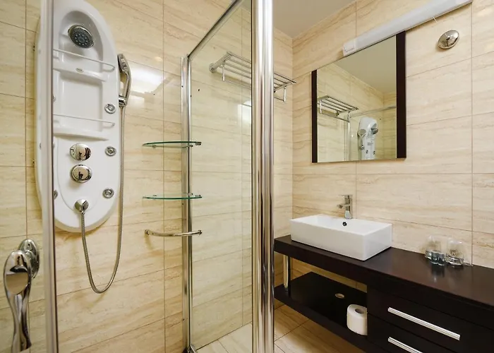 Hotel Family Zane 4*