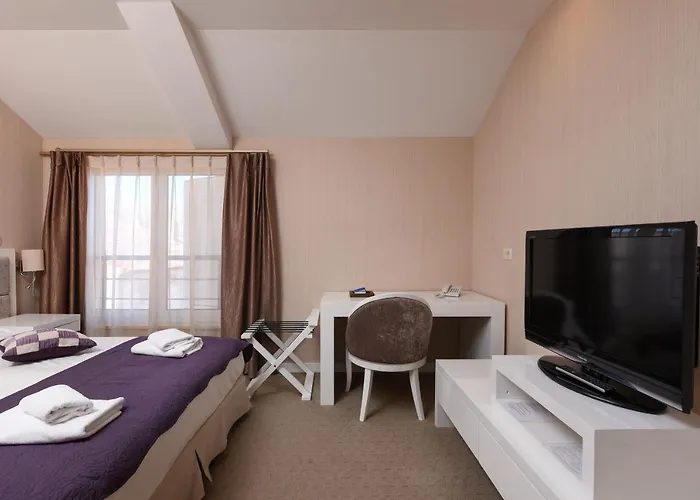 Family Zane 4* Pag Town