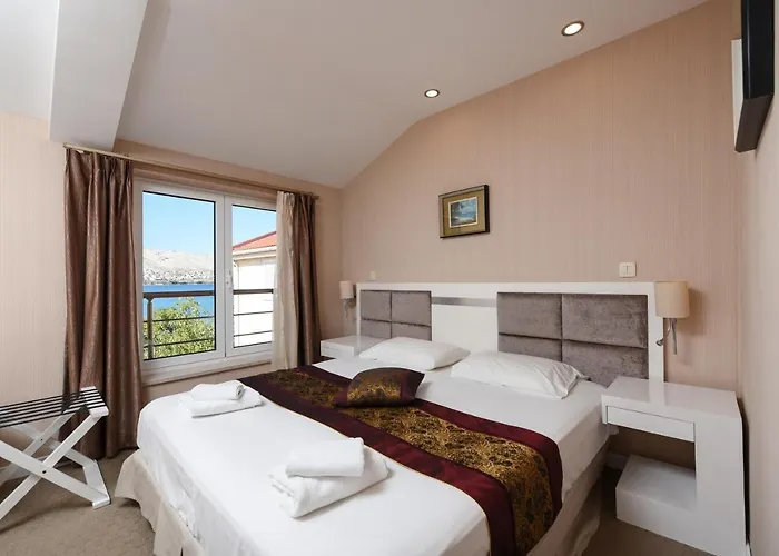 Hotel Family Zane 4*