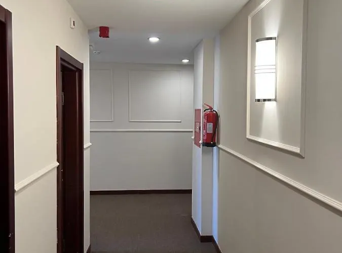 Hotel Family Zane Pag Town