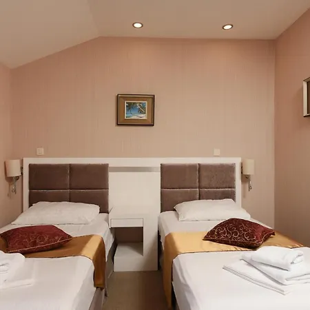 Hotel Zanè Pag Town